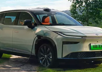 10,000 orders in 60 minutes: the electric Toyota bZ3X has proved very popular in China
