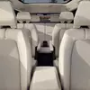 Мініатюра інтер'єру електричного Toyota Highlander 2027 вид 2