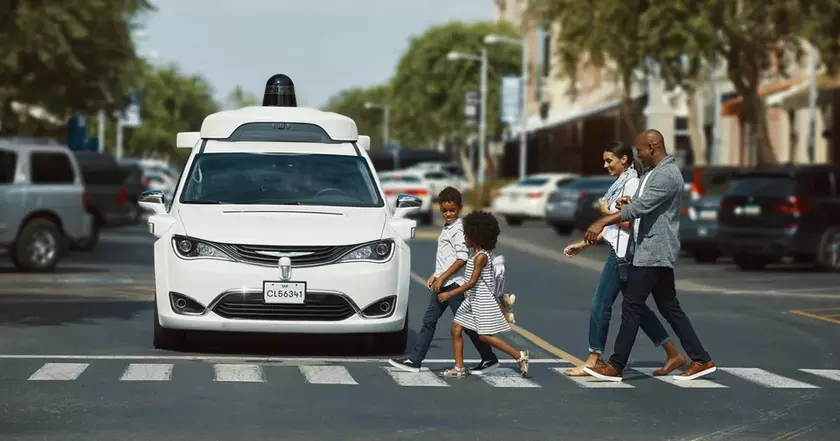 Беспилотные такси Waymo появятся в Лос-Анджелесе