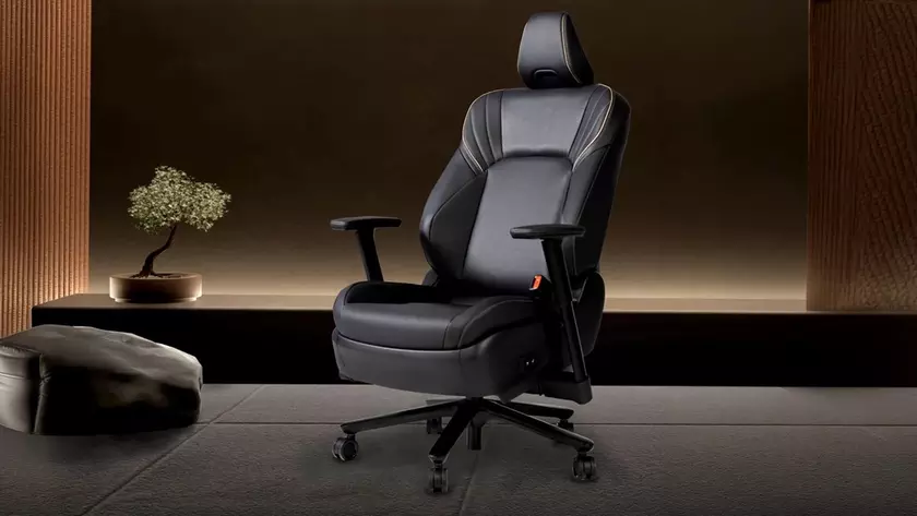 Toyota Crown: эргономика офиса в стиле японских авто