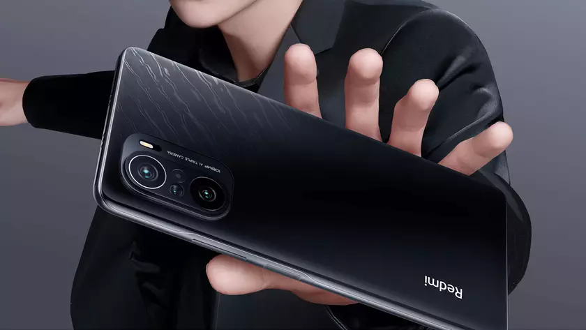 Инсайдер опубликовал ключевые характеристики флагмана Redmi K50 Pro+