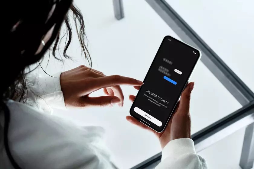 Nothing выпустила приложение Nothing Chats, которое обеспечивает совместимость iMessage с Android. Но есть нюансы