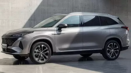 MG Unveils Affordable 7-Seater Plug-In Hybrid SUV MGS9 in UK, Undercutting Rivals by Thousands