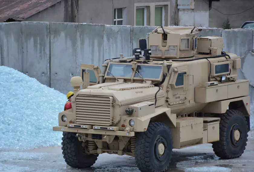 ВСУ начали использовать американские бронированные машины Cougar