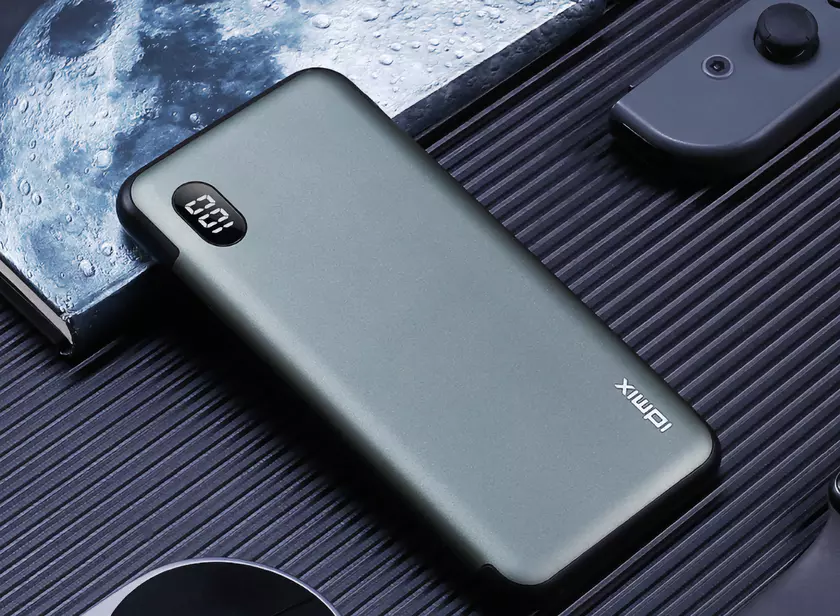 Xiaomi выпустила IDMIX P10 Pro: переносной аккумулятор на 10 000 мАч с портами Lightning и USB-C