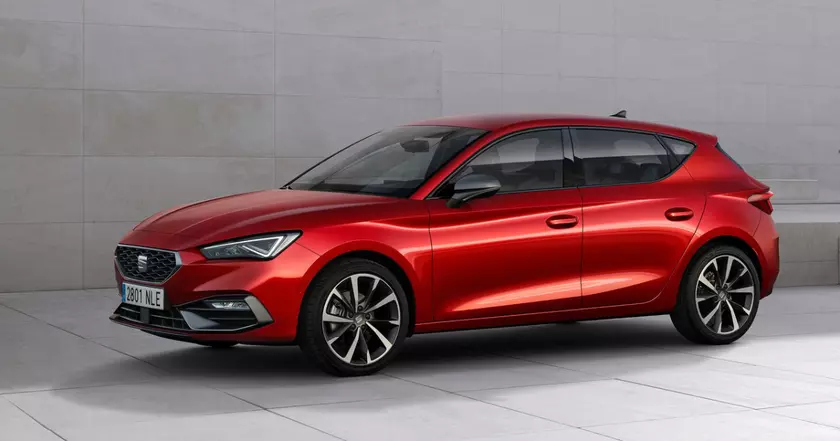 Seat Leon: A Closer Look at its Tech-Savvy Features