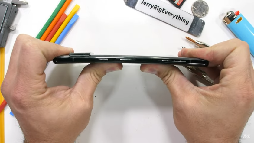 Флагман Google Pixel 6 Pro не гнется и не боится царапин — проверено JerryRigEverything