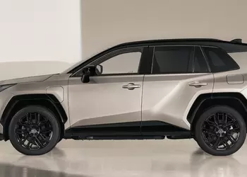 Слухи: Suzuki выпустит новый кроссовер Across на основе Toyota RAV4 PHEV