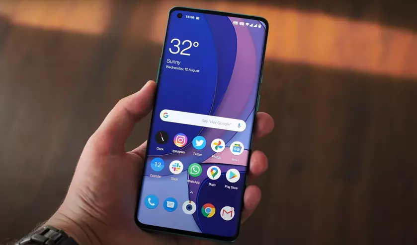 OnePlus работает над TWS-наушниками Buds Z и новым режимом съёмки видео с разрешением 8K 960fps