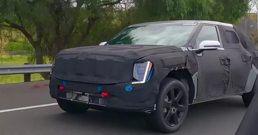 Электропикап Kia похожий на EV9 заметили в Калифорнии (видео)