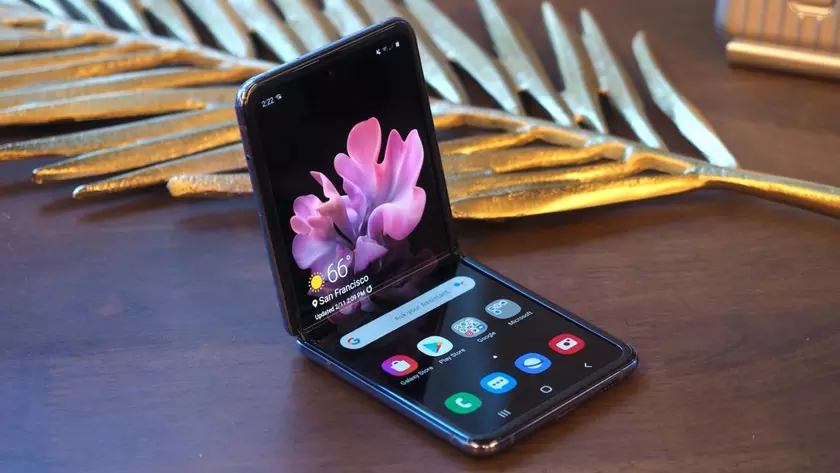 Samsung узнает, что вы уронили Galaxy Z Flip 3 и лишит вас гарантии