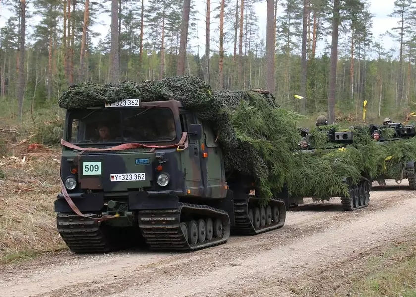 Бронетранспортёры, ракеты для IRIS-T SLS, 155-мм снаряды и танки для разминирования WISENT 1: Германия передала Украине новый пакет вооружения