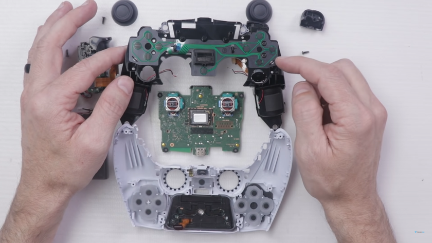 Sony такого не покажет: блогер разобрал геймпад PlayStation 5, раскрыв магию тактильной отдачи DualSense