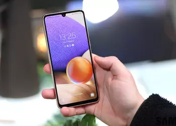 Samsung Galaxy A33 gets One UI 6.0 and Android 14 in Europe
