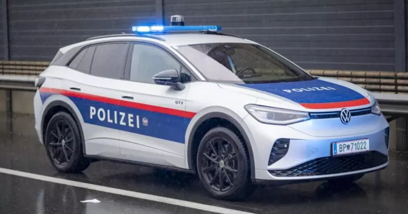 Австрийская полиция представила новый высокотехнологичный автомобиль для патрульных процедур