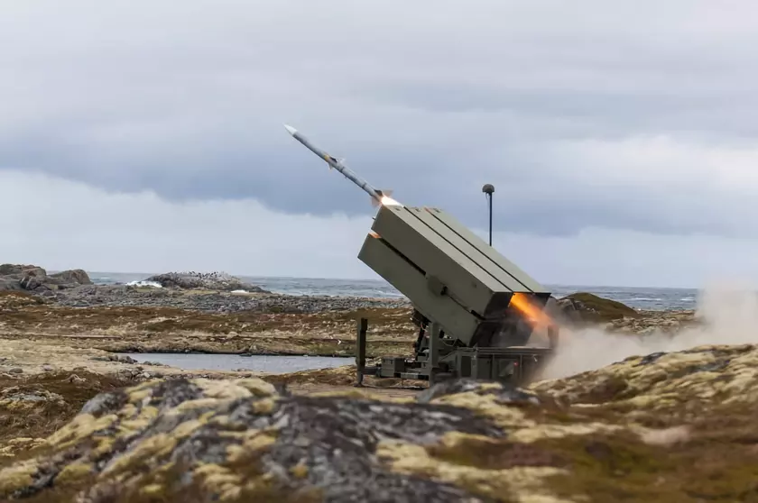 Контракт на $285 000 000: Украина купит усовершенствованный зенитно-ракетный комплекс NASAMS