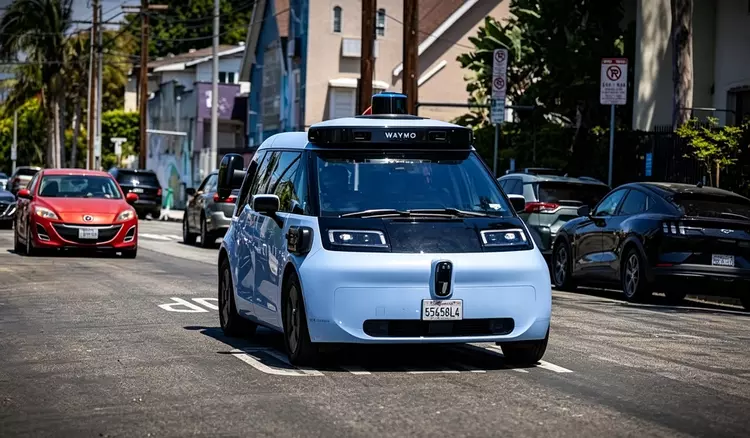Waymo масштабує флот: китайські роботаксі Ojai ...