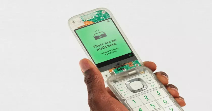 Пиво и технологии: Компания Heineken презентовала свой телефон