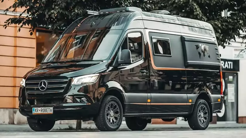 Роскошный кемпер Robeta Adonis на базе Mercedes Sprinter