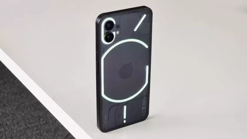 CEO Nothing: смартфон Nothing Phone (2) поступит в продажу в июле
