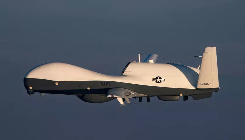 Northrop Grumman объявила о достижении начальной боевой готовности разведывательных беспилотников MQ-4C Triton, поставленных ВМС США