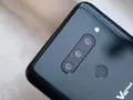 post_big/LG-V40-thinQ-camera-array.jpg