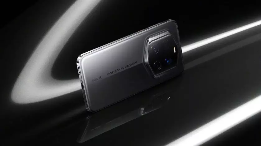 Honor Magic 7 RSR Porsche Design Debuts: A Marriage of Tech and Luxury Automotive Design