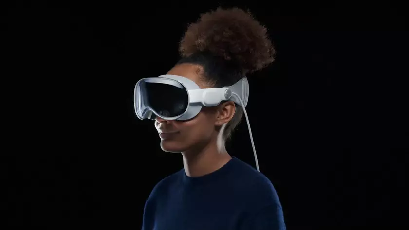 Bloomberg: Apple уже поставляет гарнитуры Vision Pro на дистрибьюторские склады и активно готовится к запуску продаж в феврале