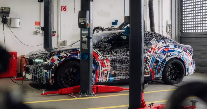 Грандиозное будущее: Первые взгляды на прототип BMW M