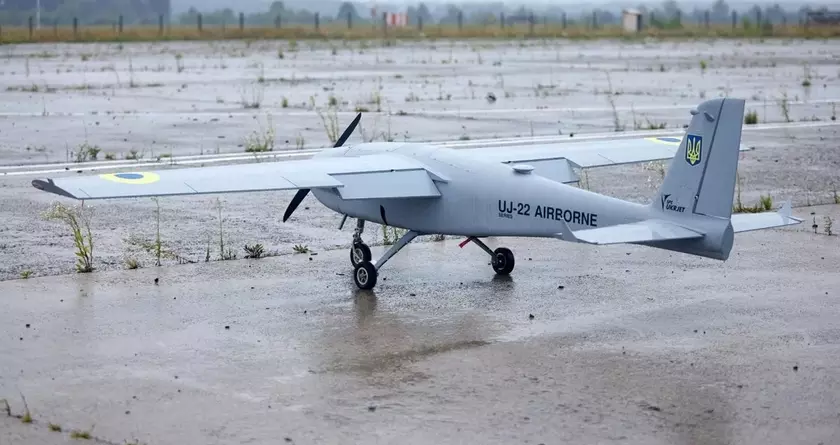 Украинские беспилотники UJ-22 Airborne могли атаковать российский авиазавод, где налажено производство противокорабельных ракет Х-59 дальностью пуска до 290 км