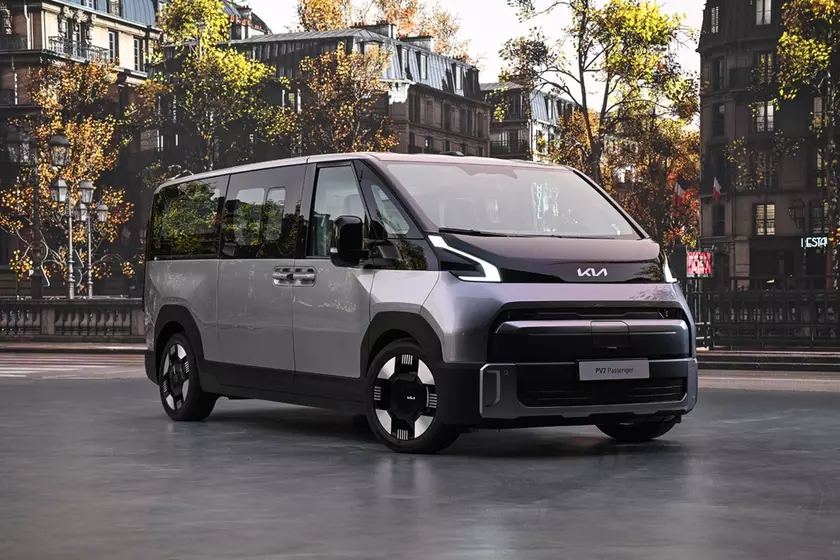 Kia PV7 Passenger, вид спереди-сбоку