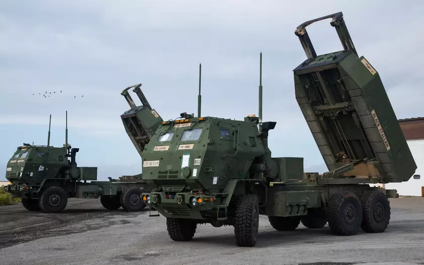 Работа РСЗО HIMARS: на уничтоженном складе рашистов в 45 км от линии фронта нашли фрагменты ракеты M31A1 GMRLS