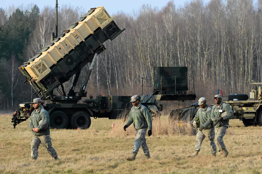 США объявили о новом пакете военной помощи для Украины: ракеты для ЗРК Patriot, боеприпасы для HIMARS, гранатамёты АТ-4 и ЗРК Avenger