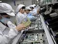 post_big/104859991-Foxconn_factory_.jpg