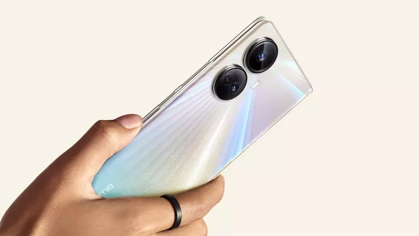 realme 10 Pro получил новую версию системы на базе Android 13 и realme UI 4.0