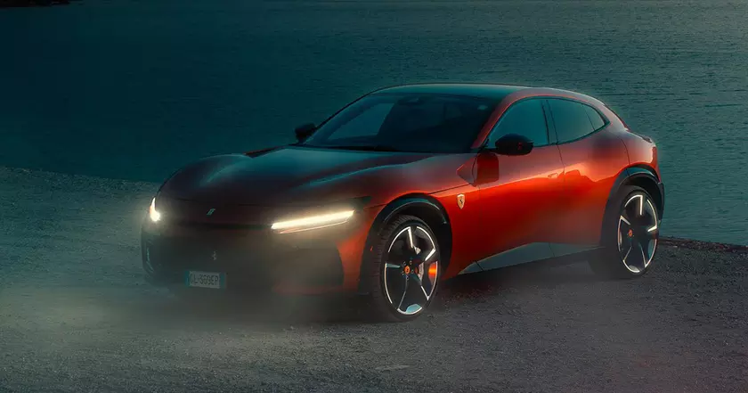 Первый взгляд на Ferrari Purosangue: инженерный триумф