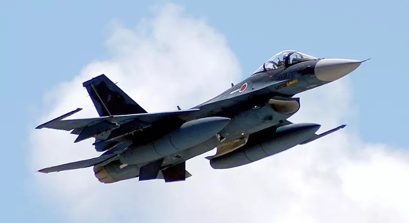 Япония модернизирует истребитель F-2 для пусков модифицированных противокорабельных ракет Type 12