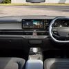Интерьер Kia Syros с двумя 12.3-дюймовыми дисплеями