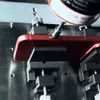 Превью iPhone 18 Pro в бургунд цвете