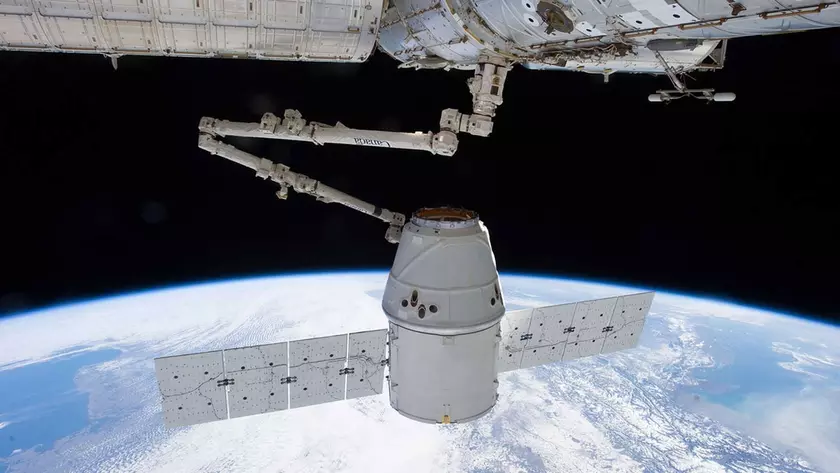 Манипулятор Canadarm3 в открытом космосе