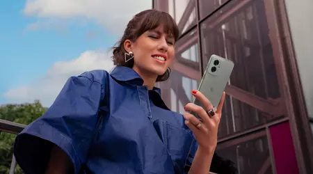 Moto G55: екран на 120 Гц, чип MediaTek Dimensity 7025, камера з OIS і зарядка на 30 Вт за €249