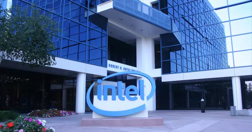 Новое в офисе Intel: что под капотом у технологического гиганта
