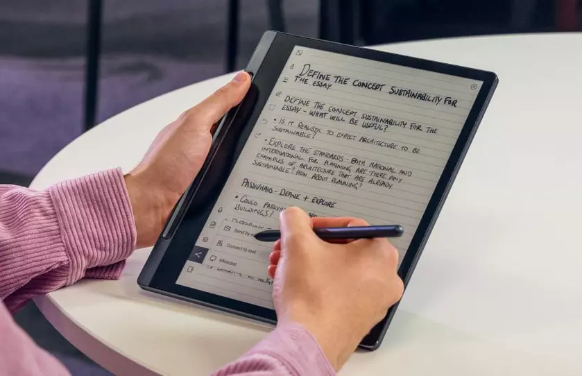Lenovo представила цифровой блокнот Smart Paper – ответ Amazon Kindle Scribe за $400
