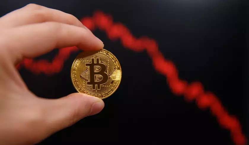 Крупнейшие держатели Bitcoin потеряли почти $27 млрд с ноября 2021 года