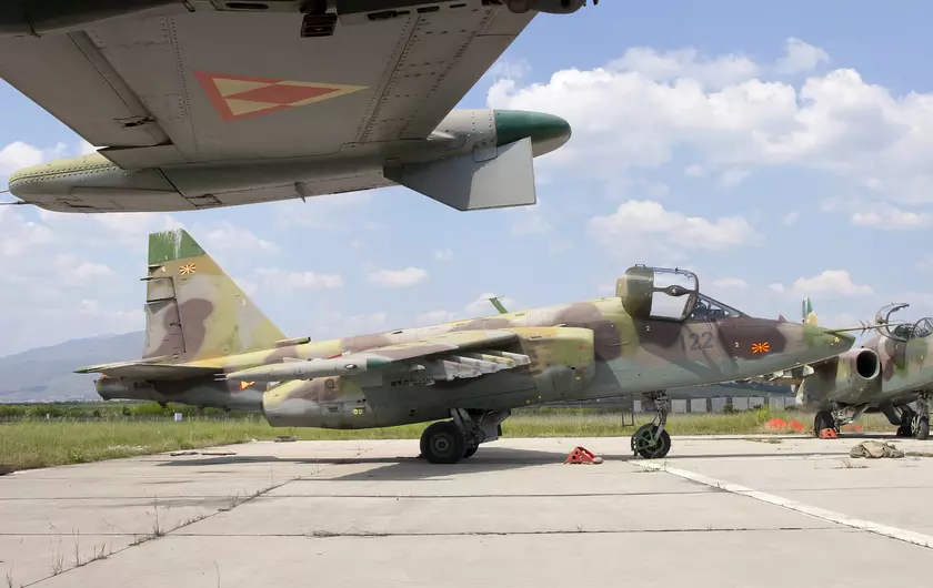 Северная Македония подтвердила, что передала Украине самолёты Cу-25
