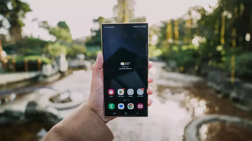 Пользователи Samsung Galaxy теперь могут добавлять эффекты Edge Lighting без приложения Good Lock