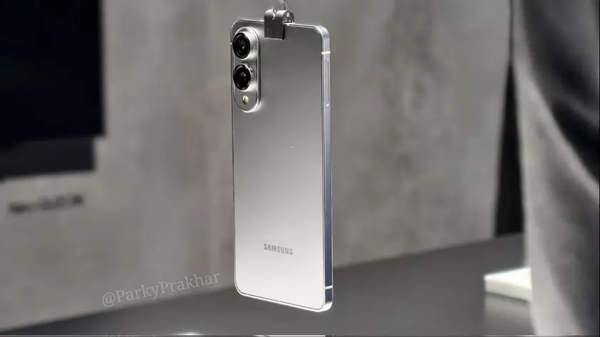 Samsung Galaxy S25 Edge: Futuristic Design Meets Advanced Tech
