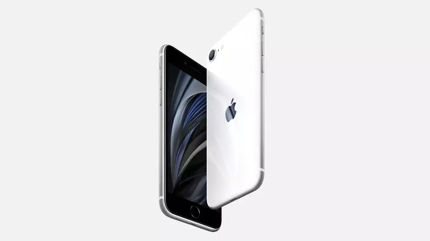 Большой спрос? iPhone SE 2020 может задержаться