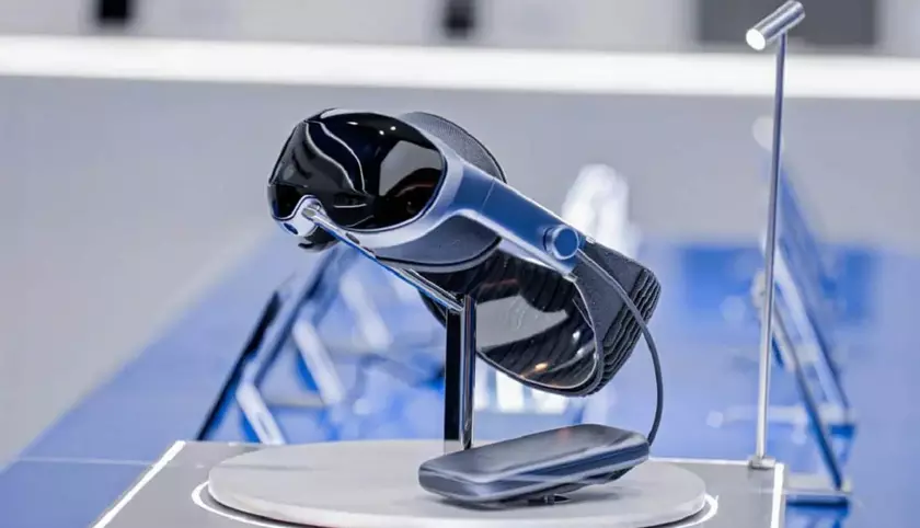 Взгляд в будущее: прототип Vivo Vision удивляет инновациями