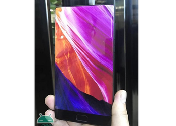 В Сети появилась первая фотография безрамочного Elephone S8
